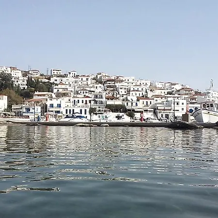 Nissea Studios * Batsi (Andros)