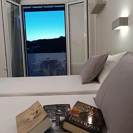 Nissea - πρώην Dora 2 -