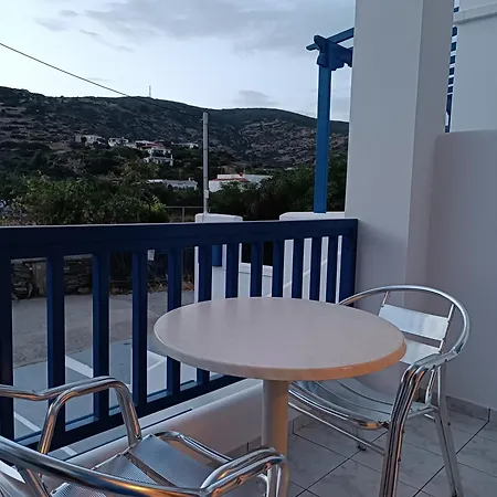 Nissea Studios - Πρώην Dora 2 Studios - Batsi (Andros)