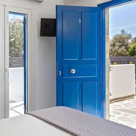 Nissea Studios Batsi (Andros)